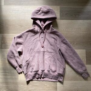 nike hoodie size small